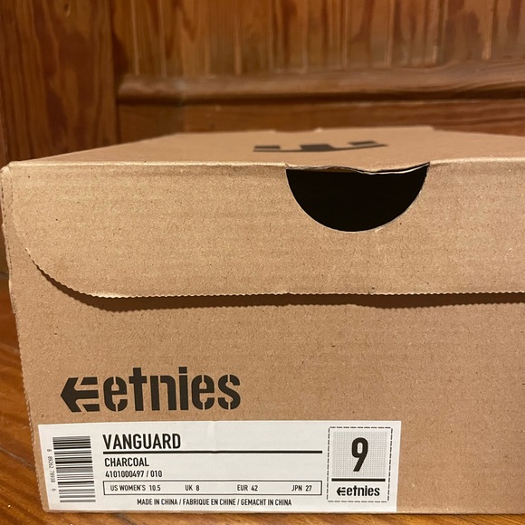 BRAND NEW VANGUARD! Comfort! Durability! Wears EXCELLENT W/ EVERYTHING! SO COMFY - Picture 5 of 7